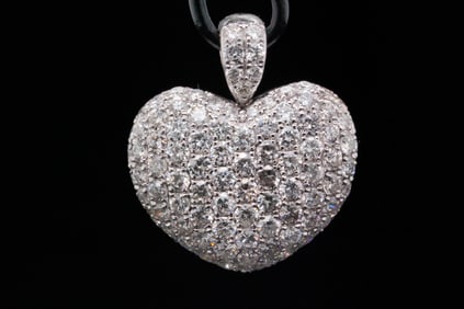 2.80ctw VS1-VS2/G-H Diamond and 18K Heart Pendant