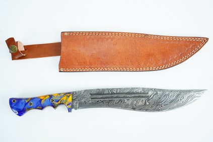 Handmade Damascus Steel Hunting Bowie Knife