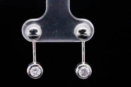 14K White Gold and 0.60ctw Diamond Drop Earrings