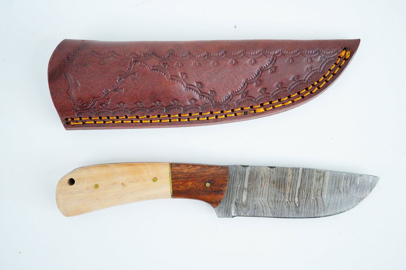 Handmade Damascus Steel 8" Hunting Skinner Knife (1 of 7)