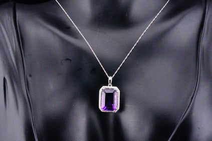 7.00ct Amethyst, 0.20ctw Diamond and 14K 18" Necklace