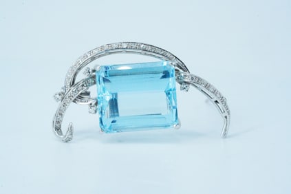 38.80ct Aquamarine, 0.50ctw Diamond and 18K Brooch