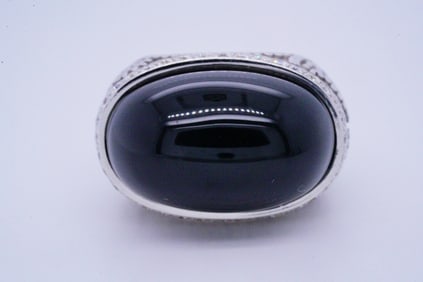 Carrera y Carrera 25mm Onyx, 0.35ctw Diamond and 18K Ring