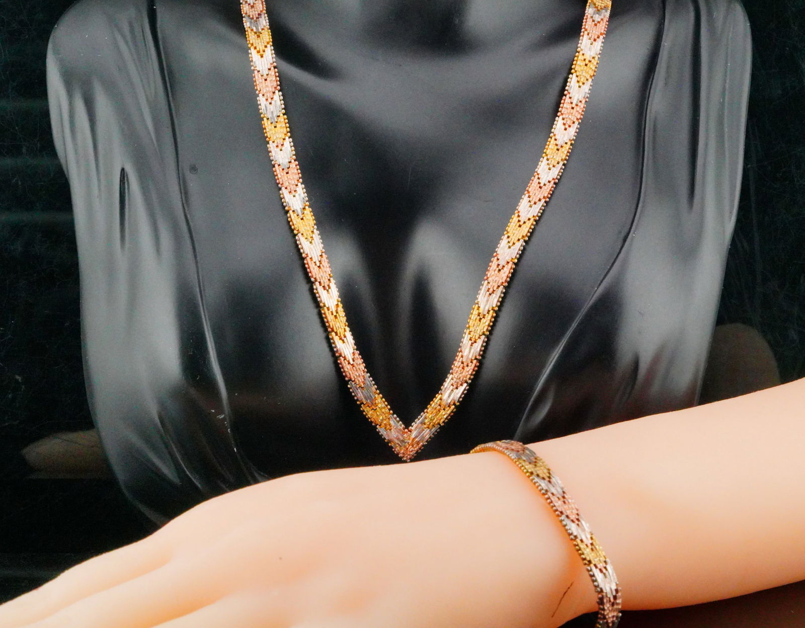 Michael Jackson Gold Vermeil Necklace and Bracelet (1 of 11)