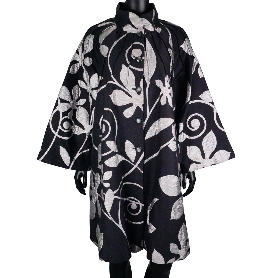 Arlene Dahl Armani Collezioni Black and Silver Jacket (1 of 8)