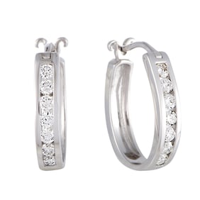 14K White Gold and 0.50ctw Diamond 0.75" Earrings
