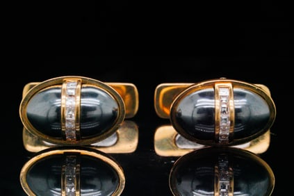 Bvlgari 0.30ctw Diamond, Hematite, 18K Cufflinks
