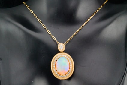 6.60ct Opal, 0.30ctw Diamond and 14K 22" Necklace