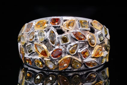 4.00ctw Fancy Color Diamond and 18K Ring