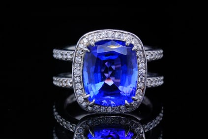 5.00ct AAAA+ African Tanzanite, Diamond and Platinum Ring