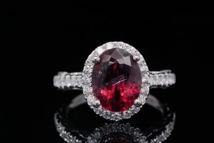4.25ct Color Change Garnet, 0.64ctw Diamond, 18K Ring