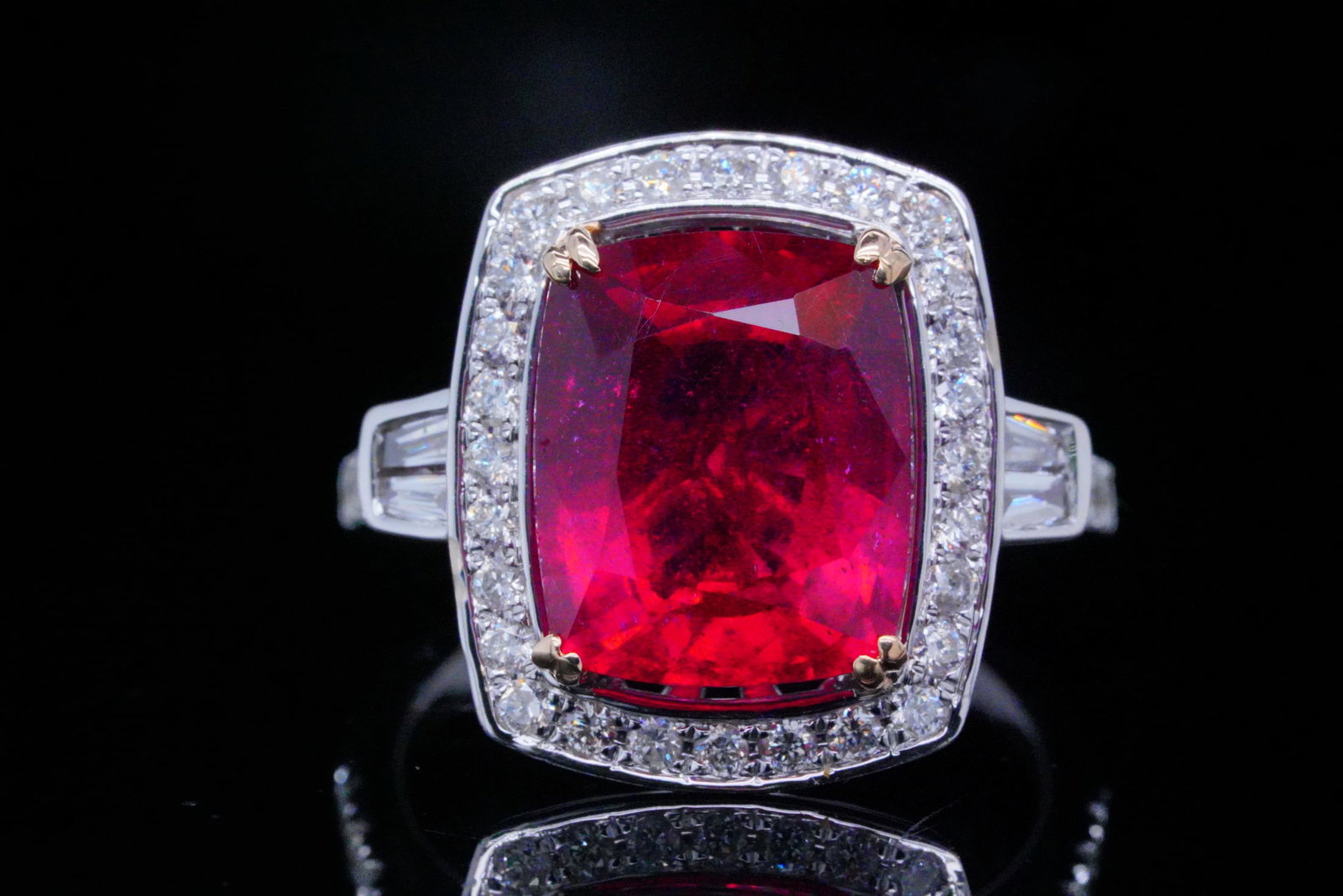 7.00ct Ruby, 1.10ctw SI1-SI2/G-H Diamond, 14K Ring (1 of 6)