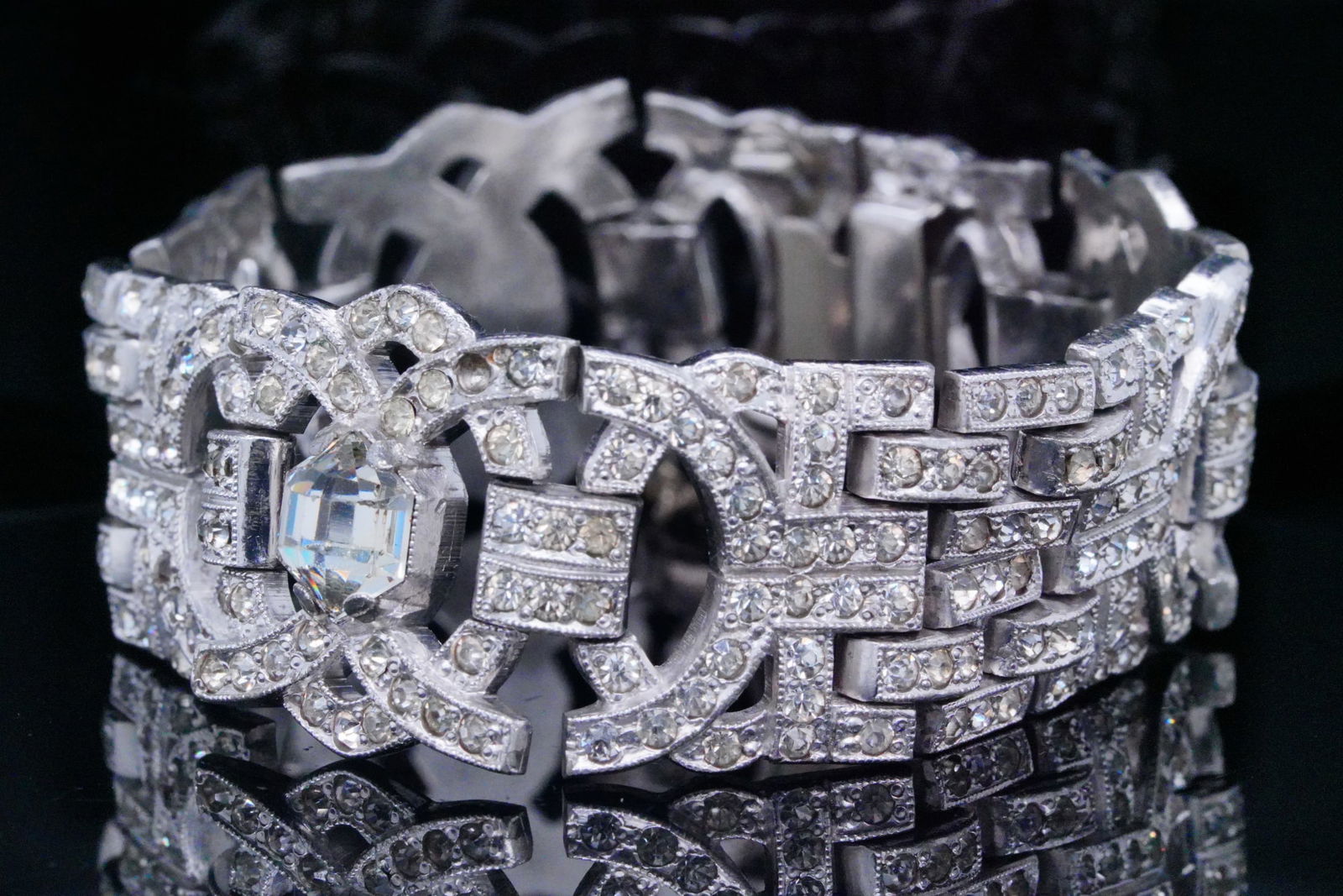 Vintage Silver Tone Rhinestone Full Pave 7" Bracelet (1 of 6)