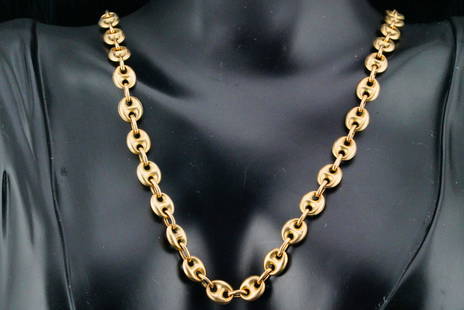 Italian 14K Yellow Gold 18" Mariner Link Necklace: Italian 14K Yellow Gold 18" Mariner Link Necklace - This lovely necklace is crafted in 14k yellow gold and has a mariner link design. Measurements: 18" length. Condition: Very good overall; light sign