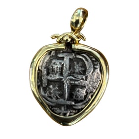 Senora de la Luz Shipwreck 1745 4 Reales in 18K Gold