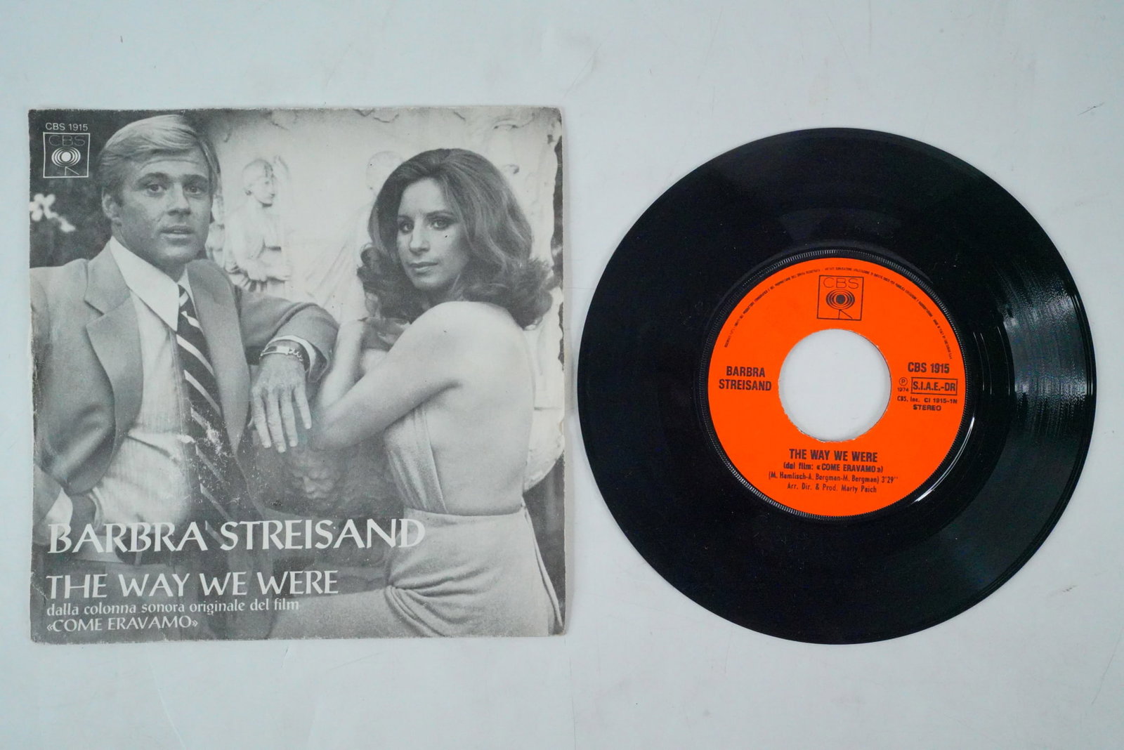 Rare Intl Italy The Way We Were 45 Vinyl: Rare Intl Italy The Way We Were 45 Vinyl - Offered here is a rare international 45 RPM vinyl single of The Way We Were, released in Italy and featuring Barbra Streisand's iconic 1973 hit from the Colu