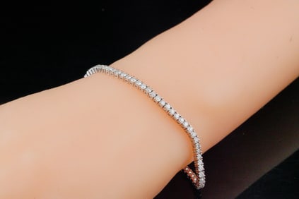 3.80ctw SI1-SI2/G-H Diamond and 14K 7" Bracelet