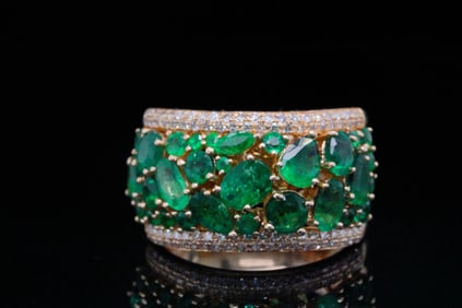 2.80ctw Emerald, 0.30ctw Diamond and 14K Ring