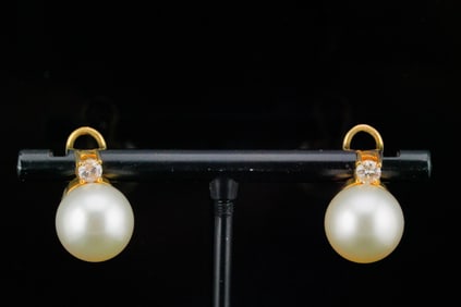 11.3mm Pearl, 0.30ctw Diamond and 18K Earrings