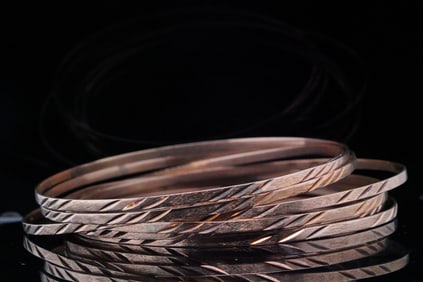 Lot of (7) 10K Yellow Gold Bangles