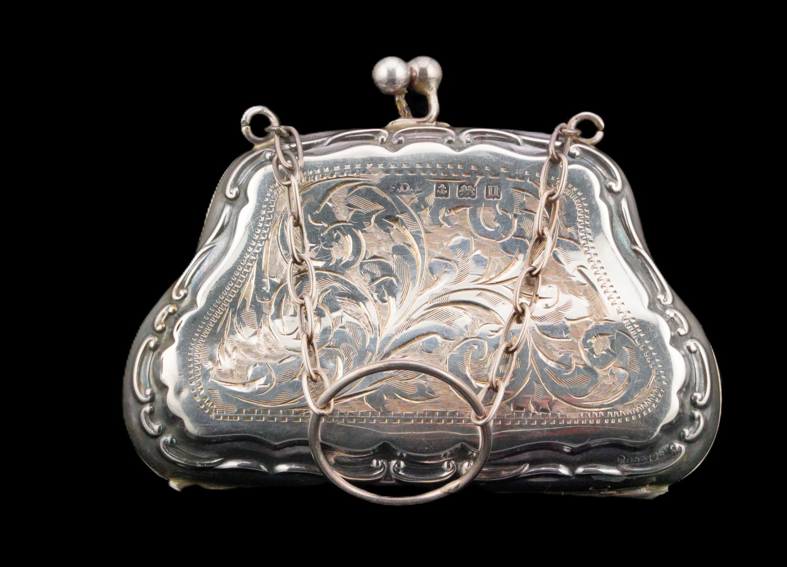 English Sterling Silver Engraved Coin Purse, C. 1919 (1 of 15)