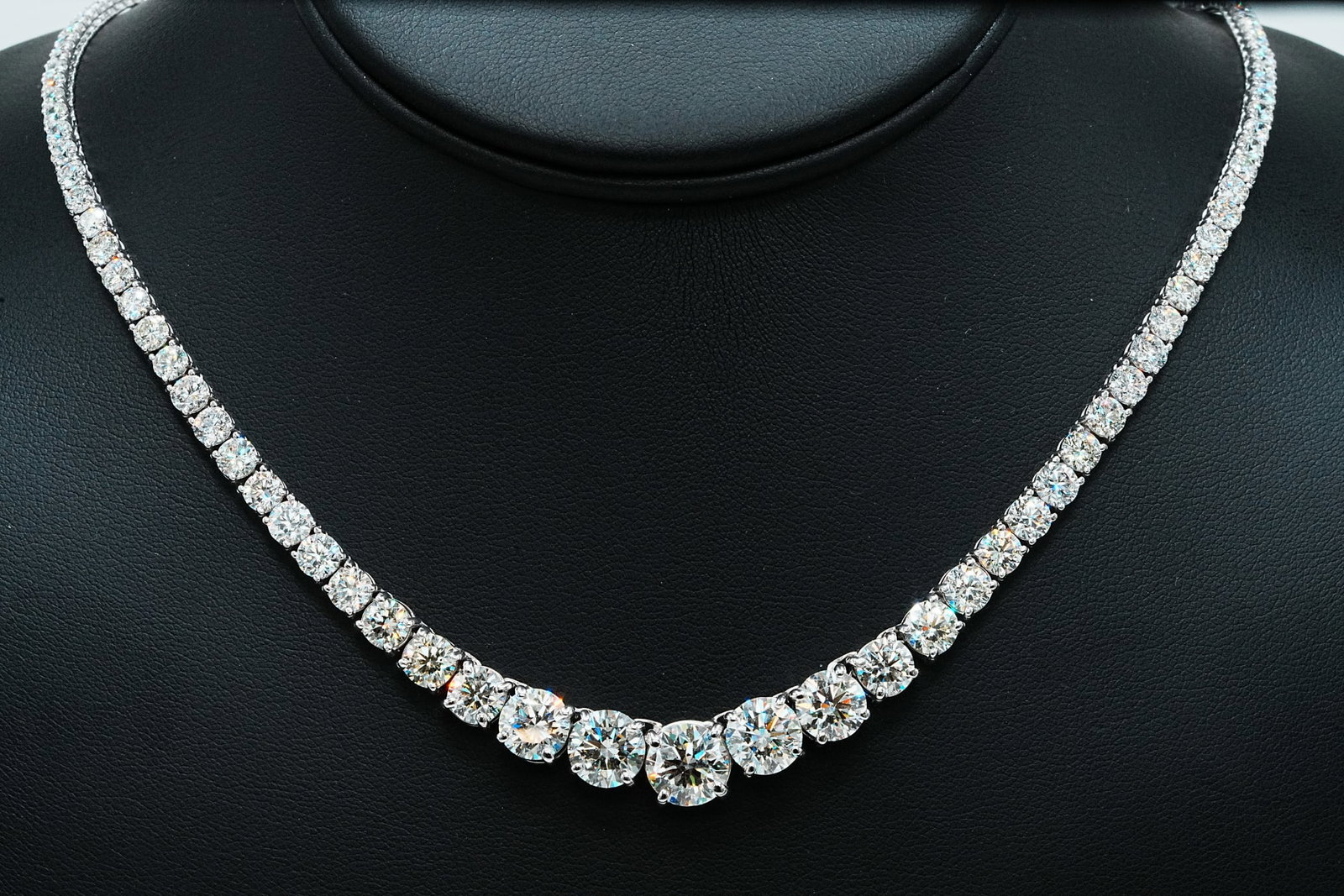 30.15ctw VS2-SI1/G-I Diamond and 18K Tennis Necklace (1 of 6)