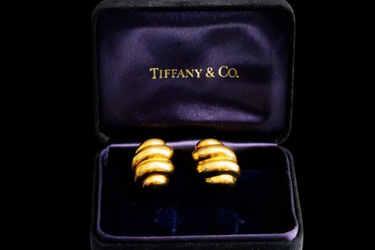 Tiffany & Co. Vintage 18K Yellow Gold Shell Earrings