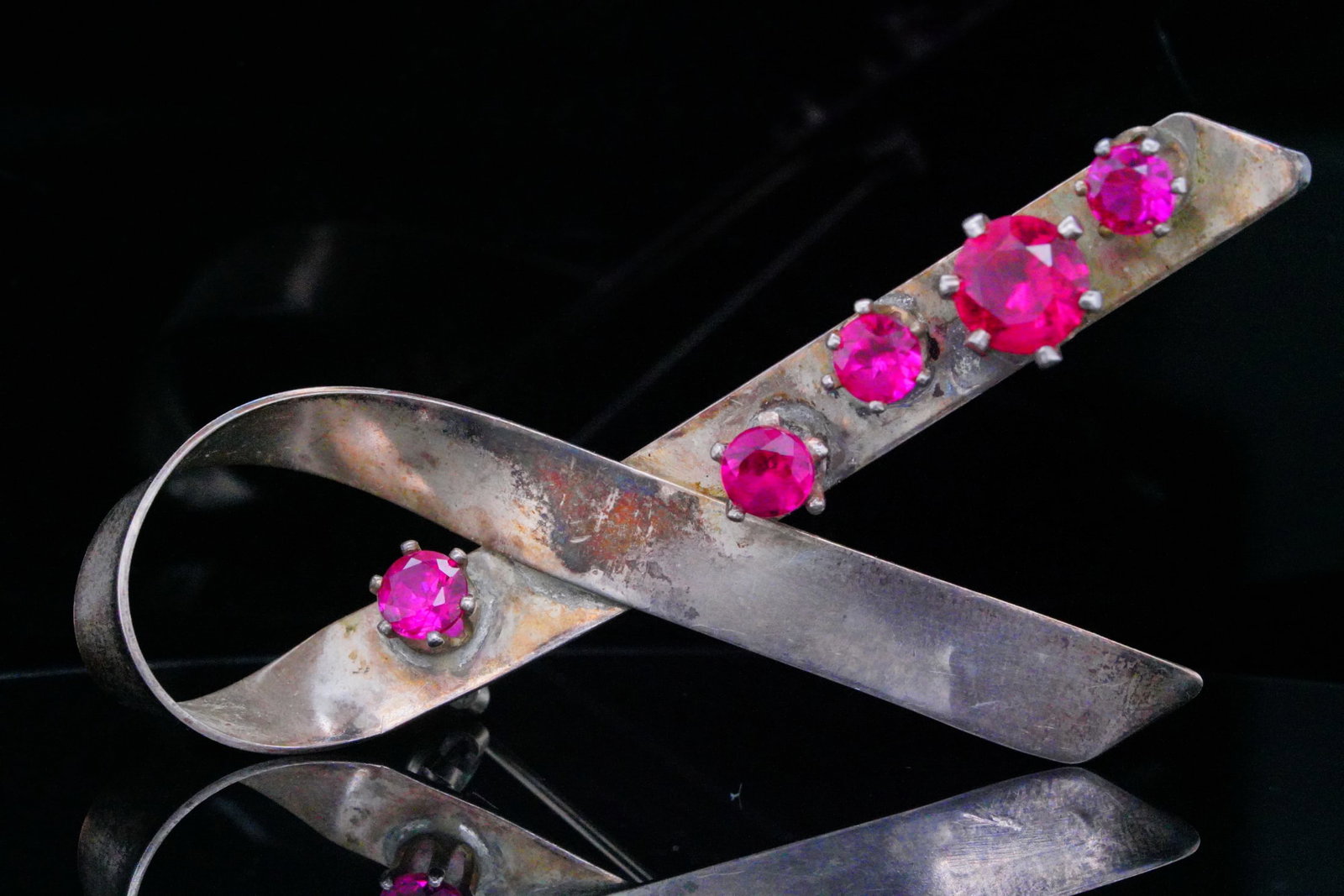 M. Kubichan 1.35ctw Ruby and Sterling Silver Pin (1 of 7)