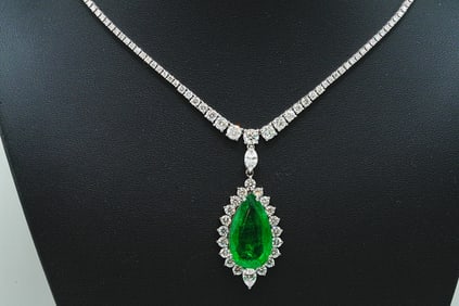 16.10ct Zambian Emerald, 11.75ctw Diamond, 18K Necklace