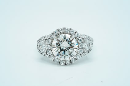 3.05ct EGL VS2/I Diamond, 1.25ctw Diamond and 18K Ring