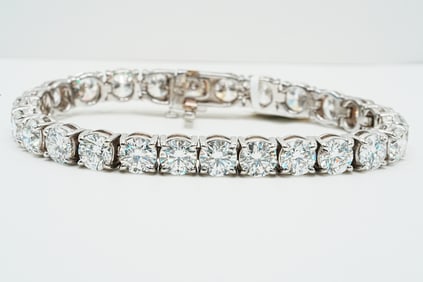 27.05ctw Lab Grown Diamond and 18K White Gold Bracelet