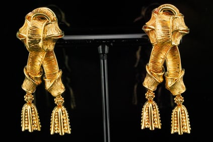 Tiffany & Co. 18K Yellow Gold Knot Ribbon Ear Clips