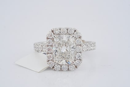 2.45ct IGI VS1/F Lab Grown Diamond, Diamond, 18K Ring