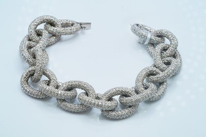 33.10ctw Diamond and 18K White Gold 7.5" Bracelet