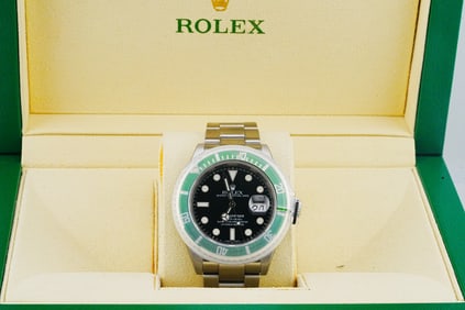 Rolex "Kermit" Submariner 40mm Stainless Steel Watch