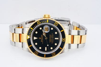 Rolex Submariner Date 40mm Two-Tone Vintage Watch W/Card