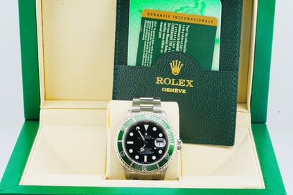 Rolex "Kermit" Submariner 40mm Stainless Steel Watch
