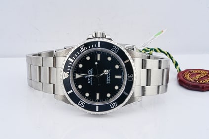 Rolex Submariner 40mm Stainless Steel Watch Ref. 14060