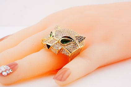 18K Yellow Gold Panther Head Ring