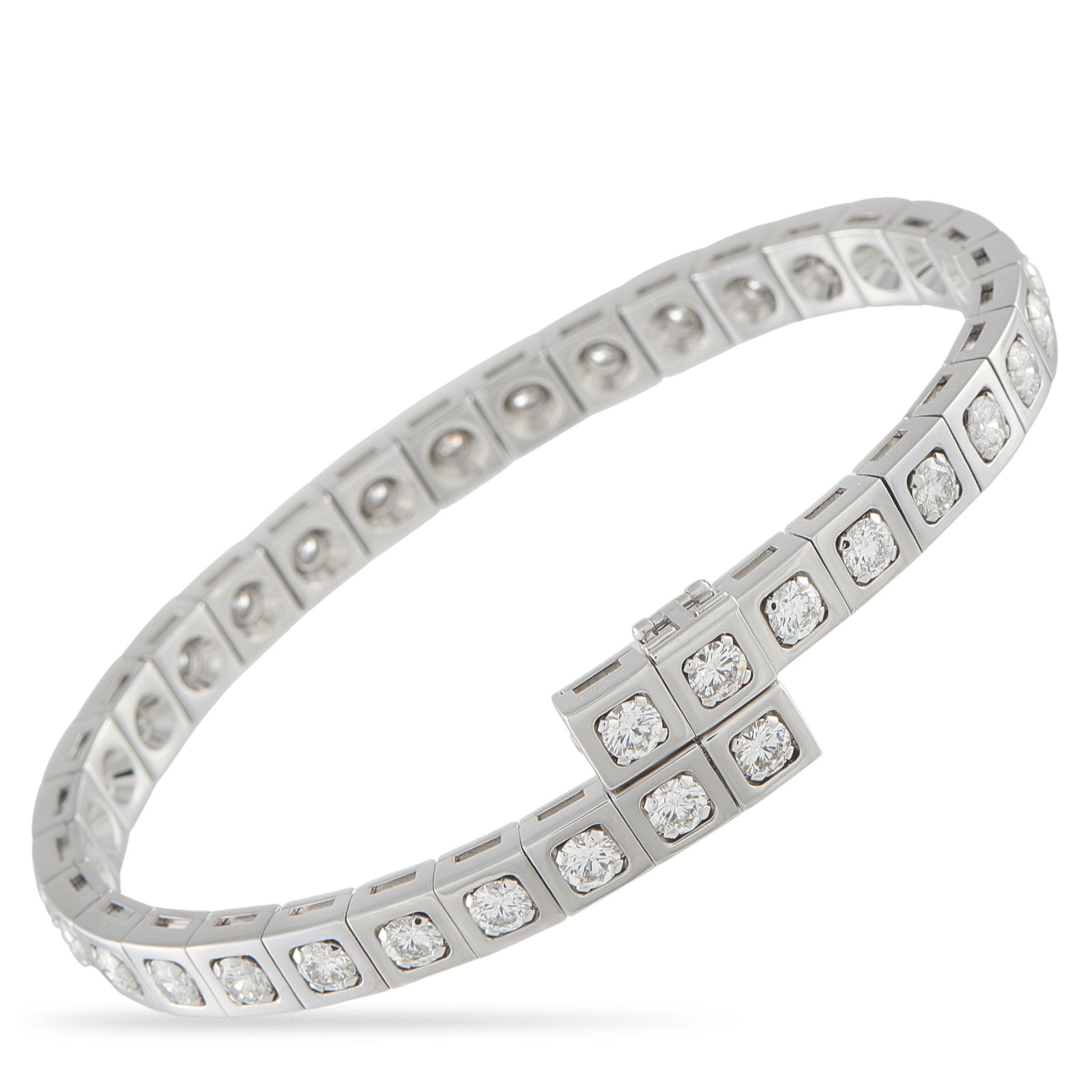 Cartier Tectonique 5.75ctw Diamond and 18K Bracelet: Cartier Tectonique 5.75ctw VVS-VS/F-G Diamond and 18K White Gold 6.75" Bracelet - Refined and architectural, this Tectonique bracelet by Cartier embodies understated luxury with a distinctly modern ed