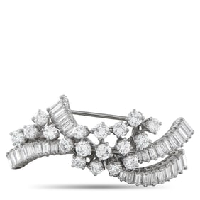 Boucheron 4.25ctw VS/F-G Diamond and Platinum Brooch