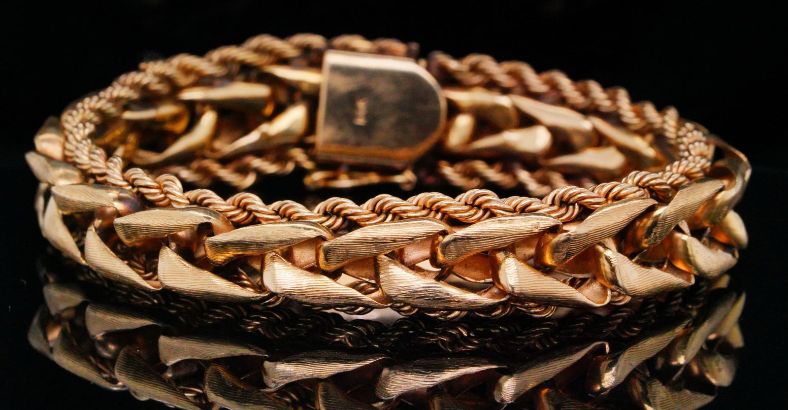 Solid 14K Yellow Gold 7.5" Woven Bracelet (1 of 9)