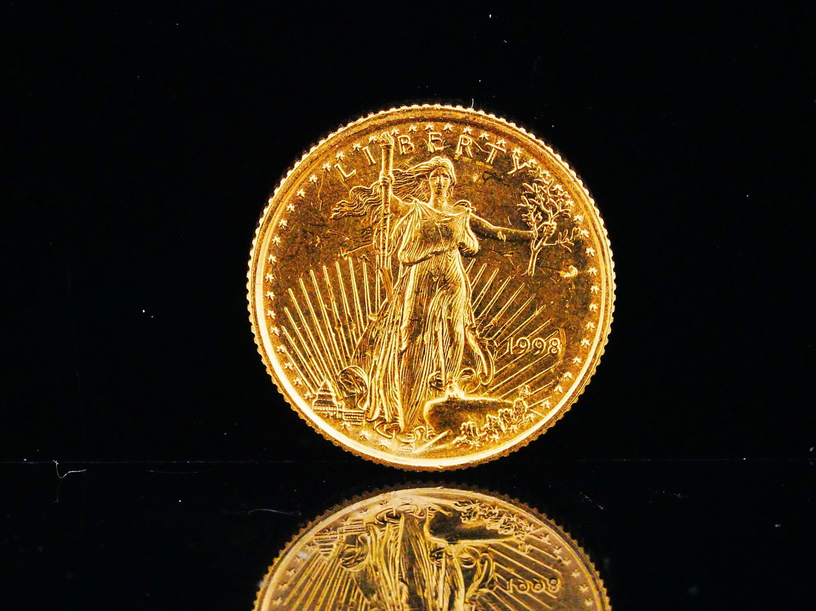 1998 American Gold Eagle 1/10 Ounce Gold $5 Coin (1 of 2)