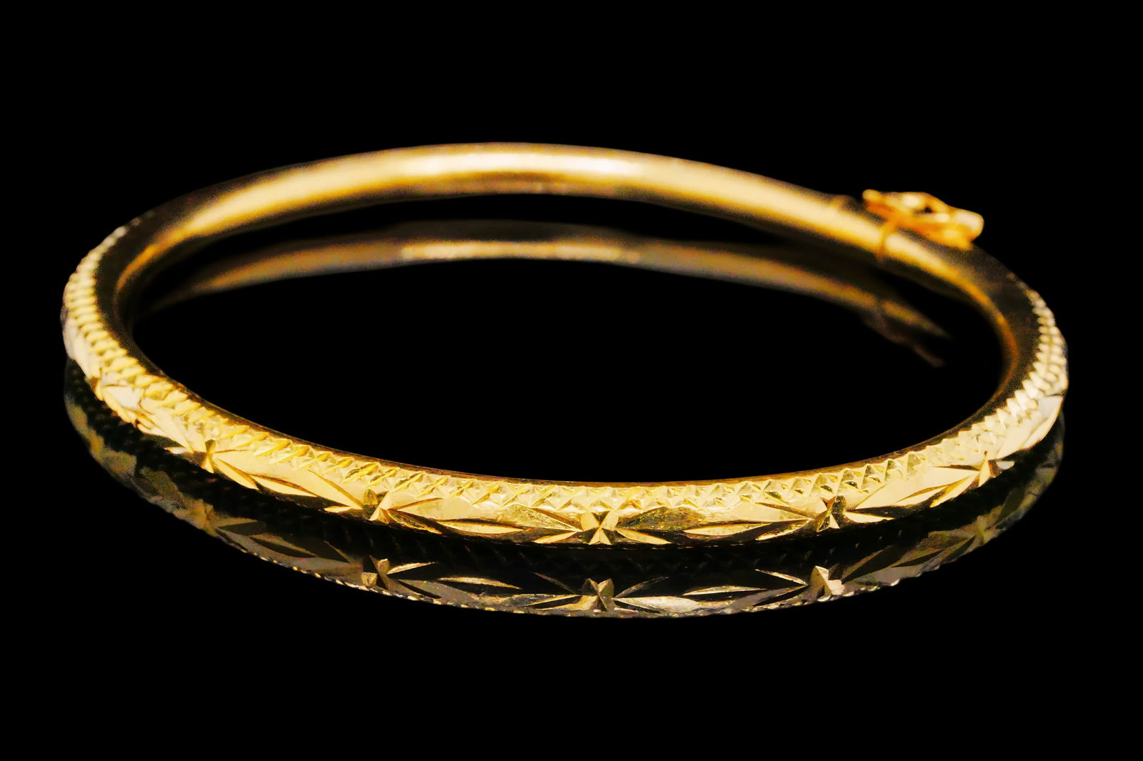 Solid 21K Gold Bangle Bracelet - 4