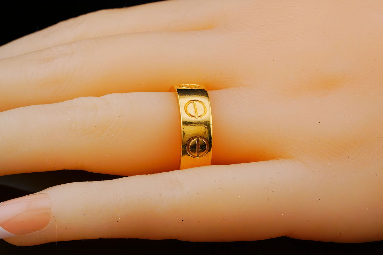 Solid 18K Yellow Gold Ring - 3