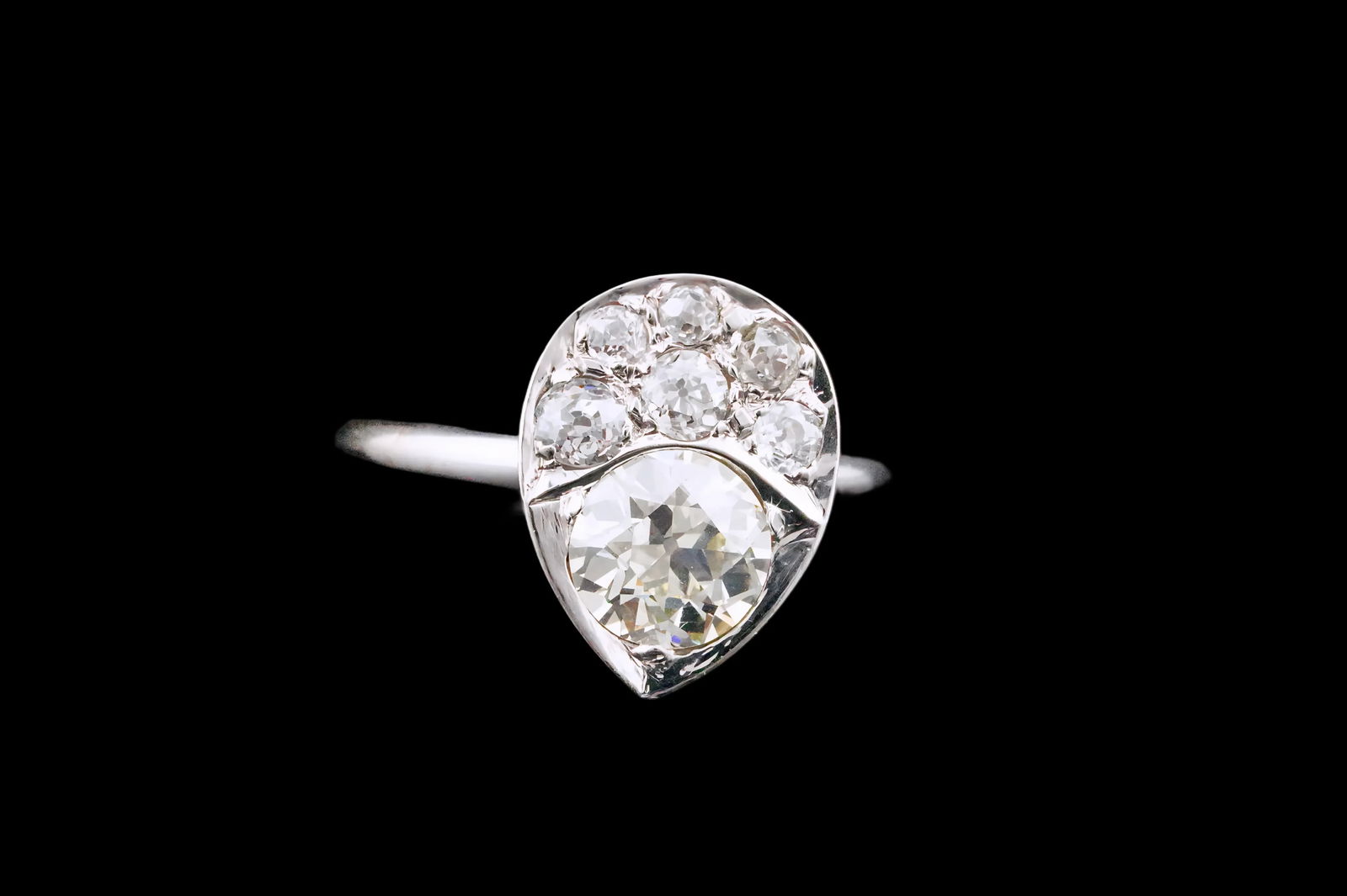 1.40ctw Old European Cut Diamond 14K Ring: 1.40ctw SI1-SI2/G-H Old European Cut Diamond and Solid 14K White Gold Vintage Ring - This beautiful vintage ring was finely crafted of solid 14k white gold and is embellished with approximately