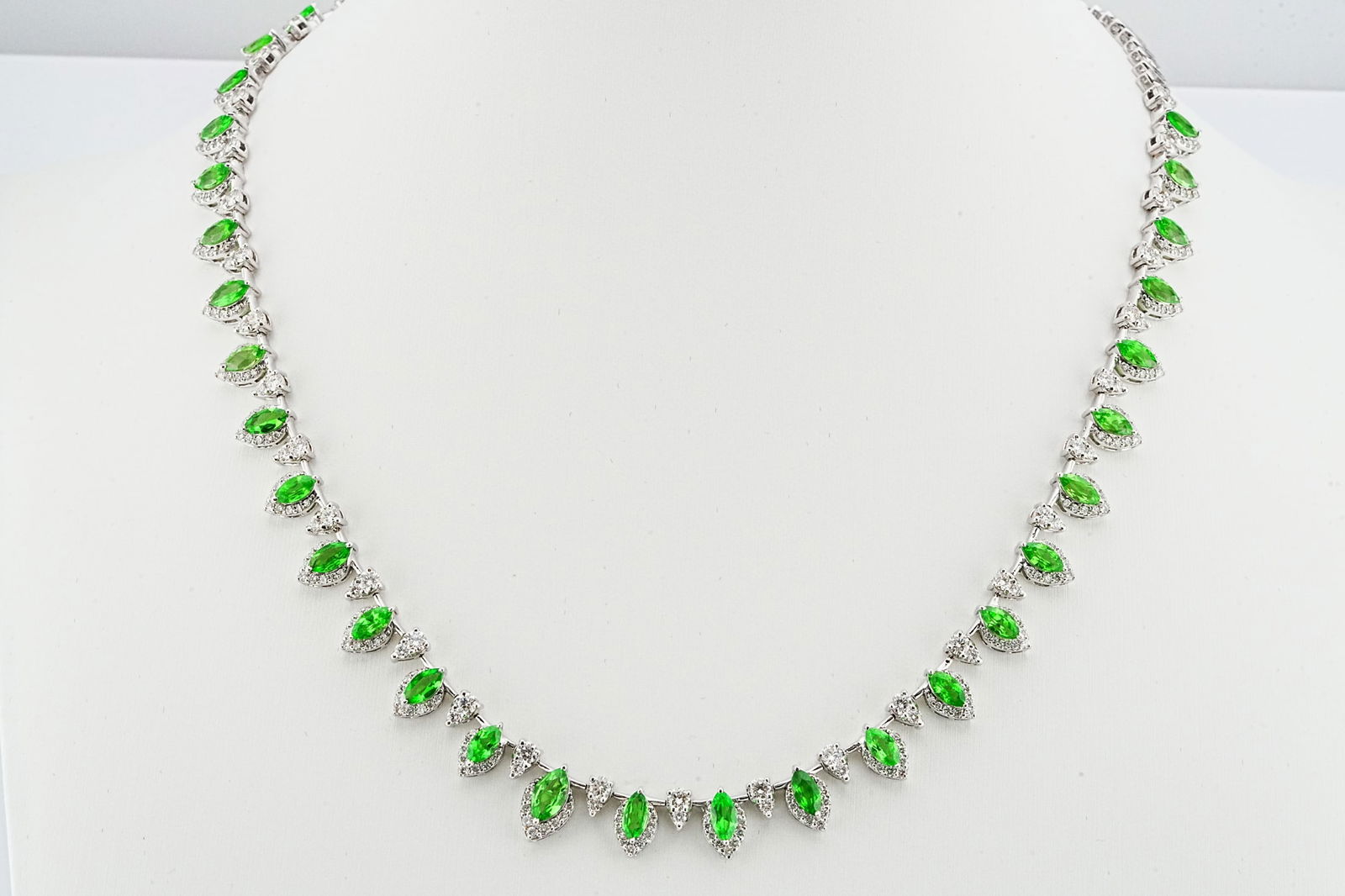 8.20ctw Tsavorite Garnet, 4.00ctw Diamond, 18K Necklace (1 of 5)