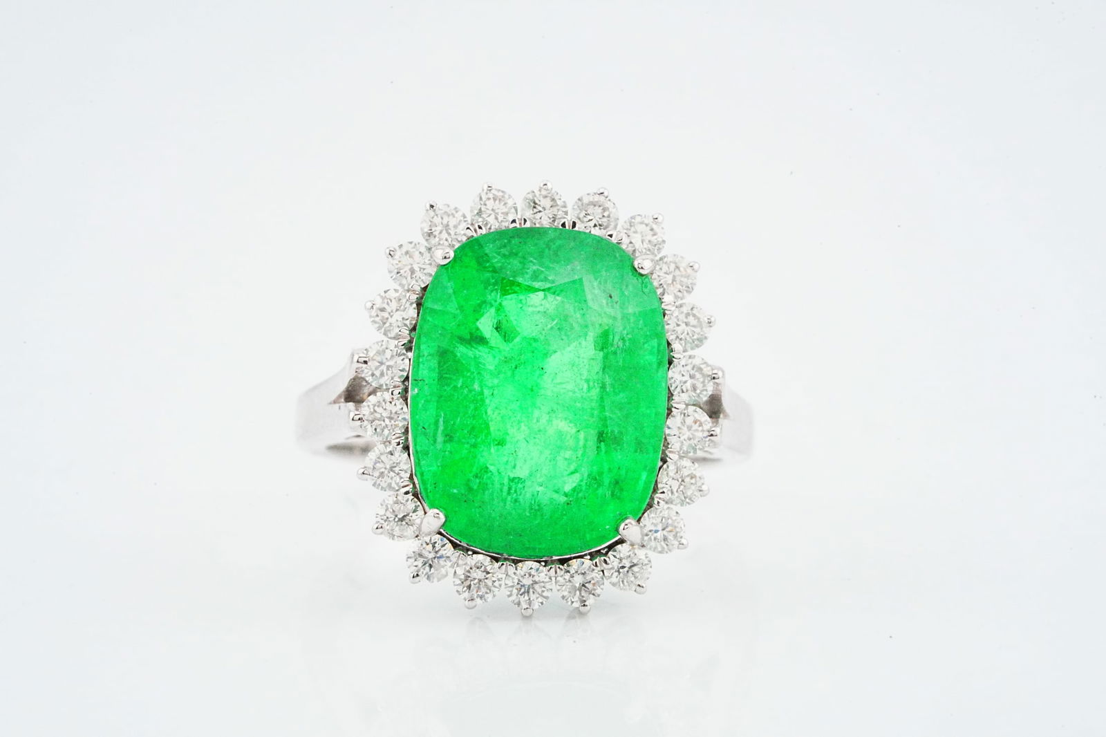 7.50ct Emerald, 0.75ctw Diamond and 18K Ring (1 of 6)