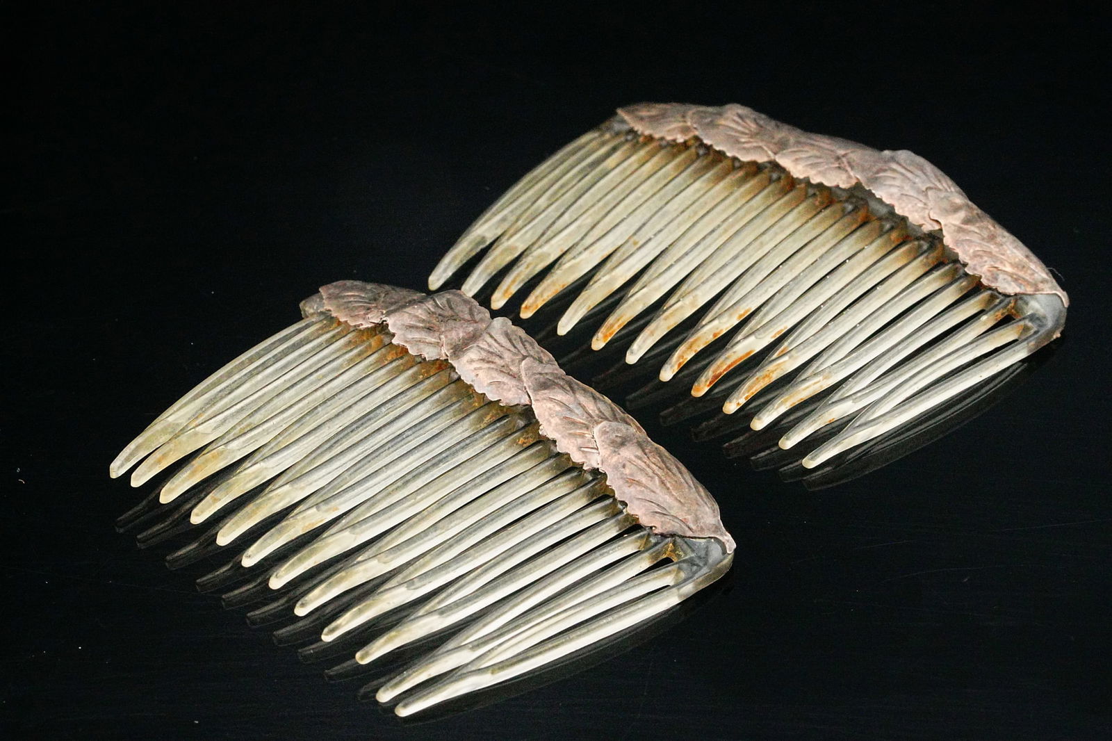 Lot of (2) Sterling Silver Topped Vintage Hair Ornaments (1 of 3)