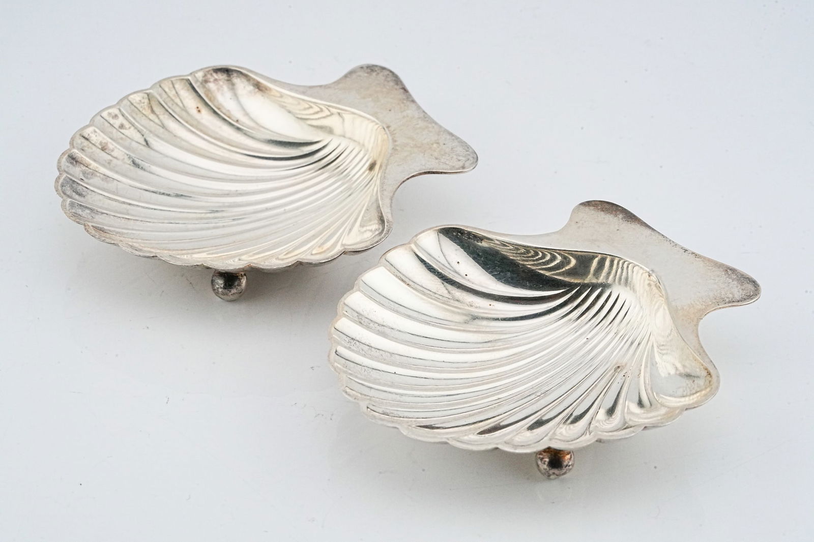 Lot of (2) Tiffany & Co. Vintage Sterling Shell Dishes (1 of 4)